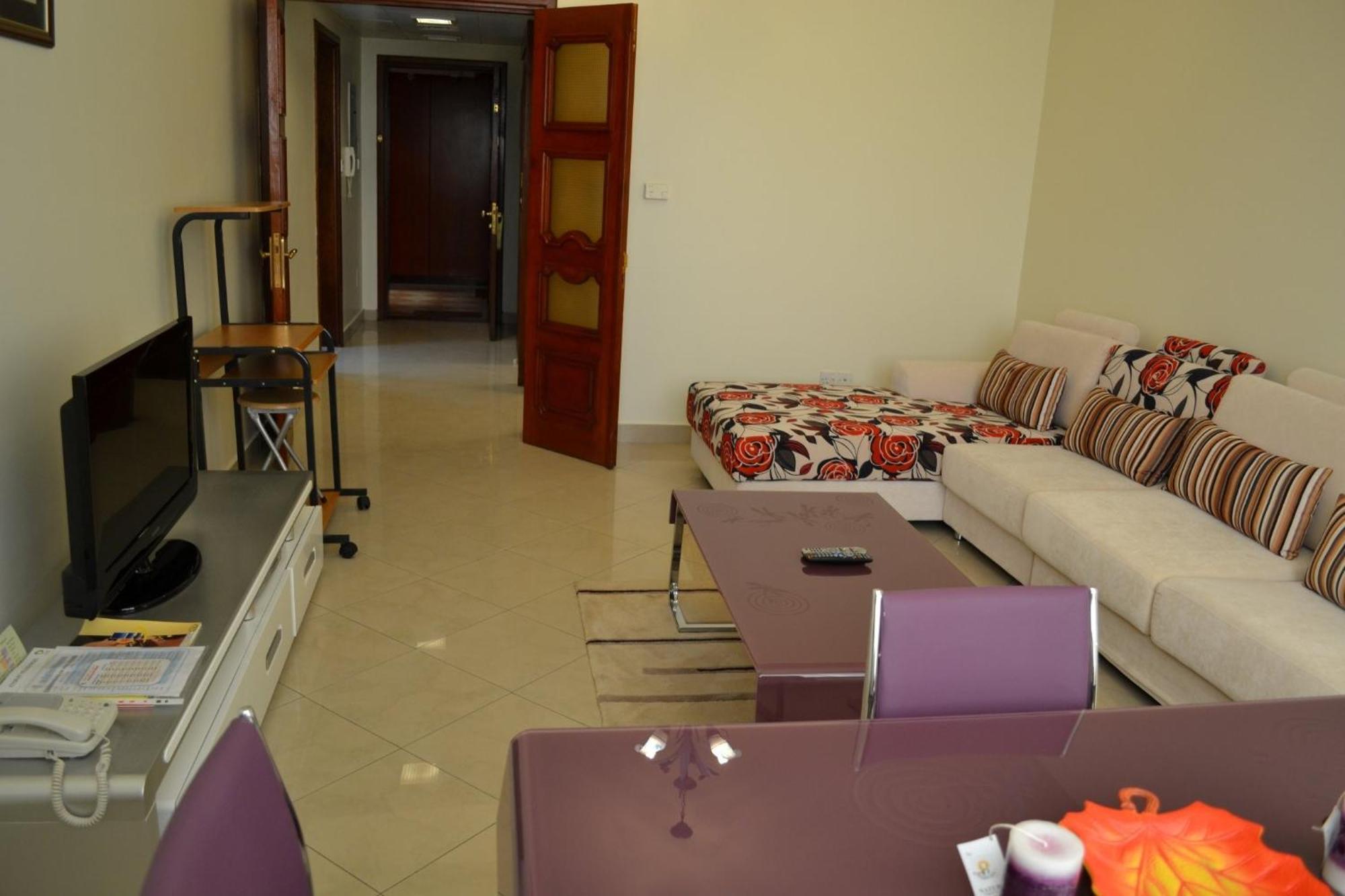 Abu Dhabi Plaza Hotel Apartments Dış mekan fotoğraf