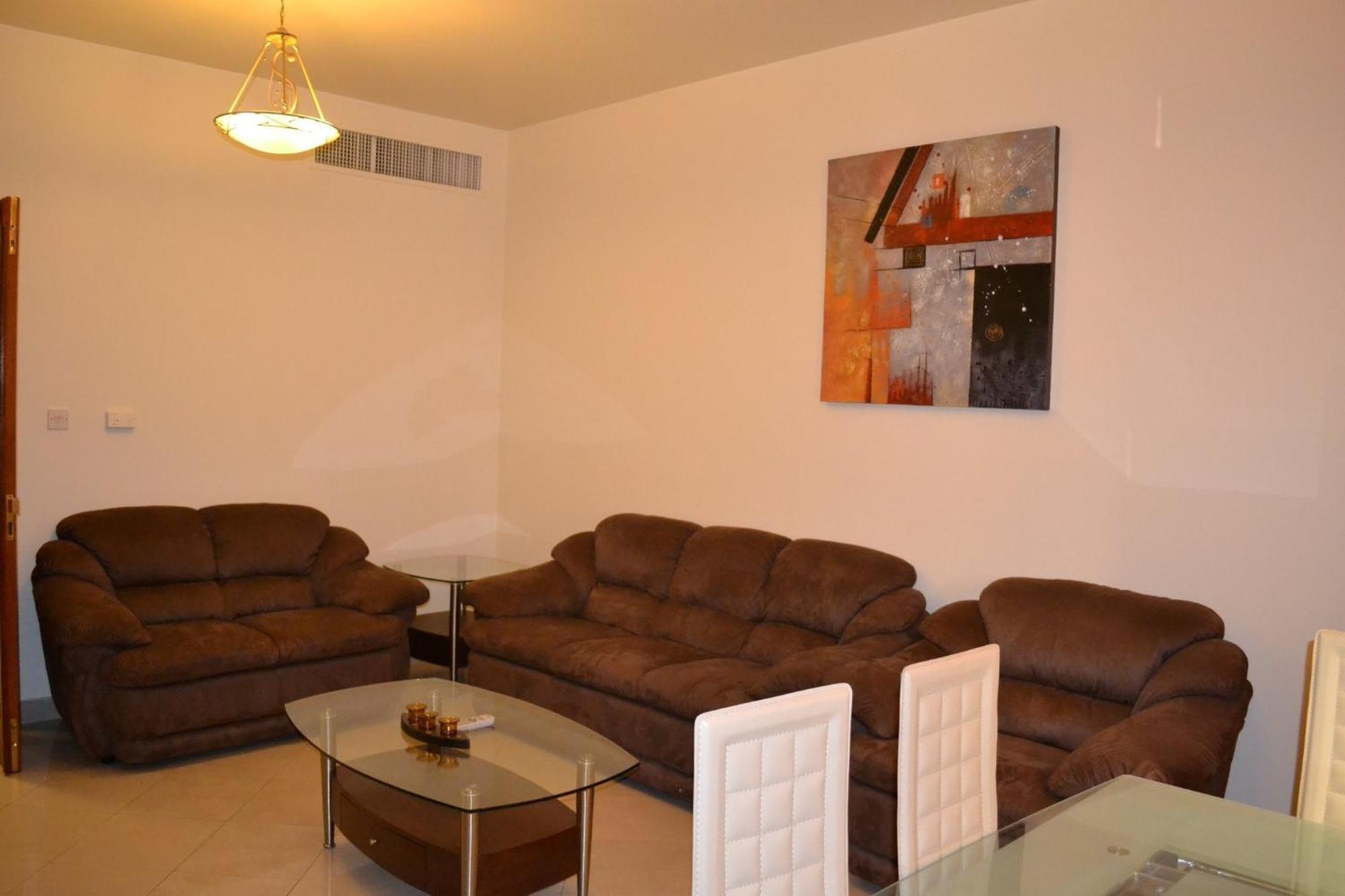 Abu Dhabi Plaza Hotel Apartments Dış mekan fotoğraf