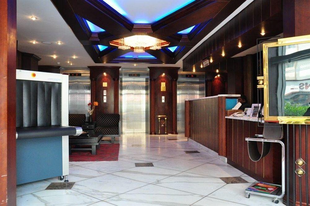 Abu Dhabi Plaza Hotel Apartments Dış mekan fotoğraf
